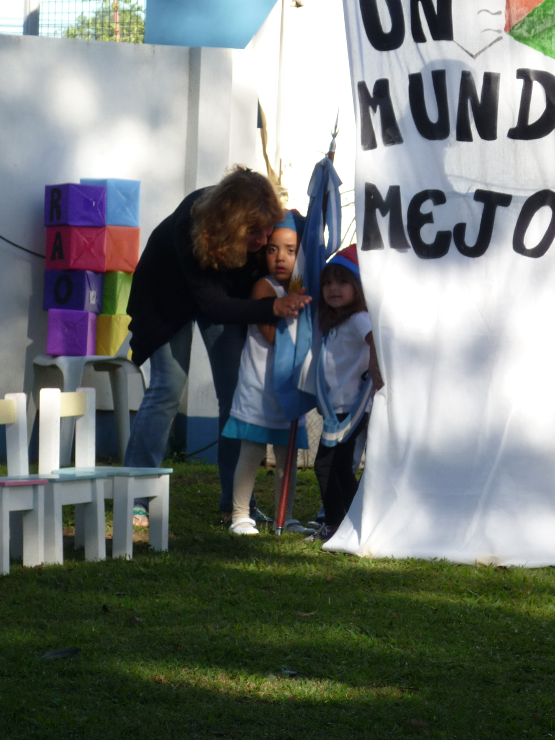 fotos/2012-12-25 - Acto egresados jardin maternal/P1030066.JPG